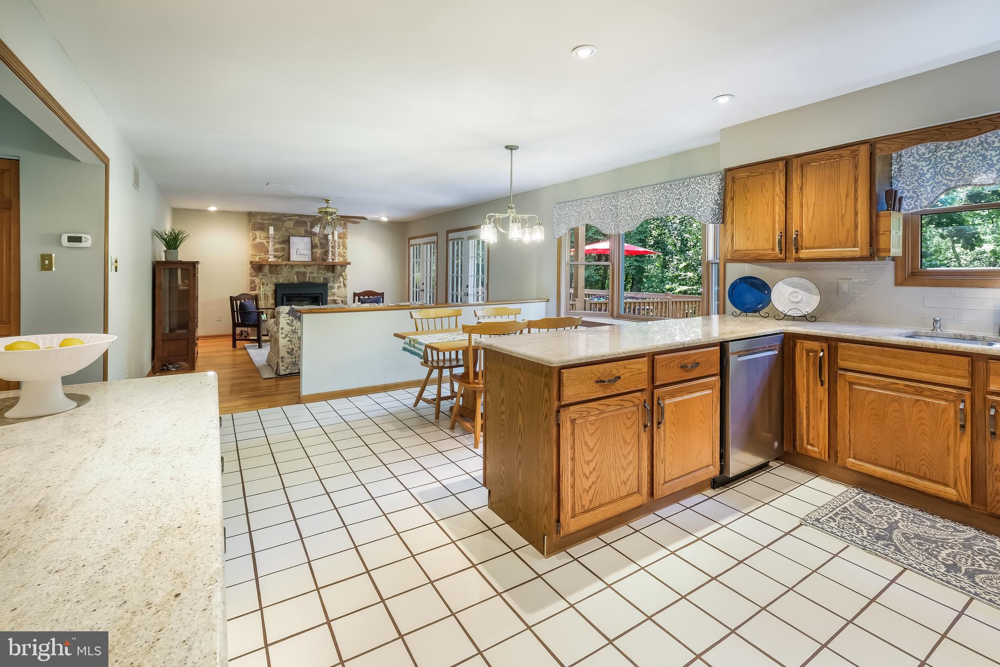 2292 Sand Trap Road Jamison, PA 18929 - Photo 8 of 35 Open to the Family Room