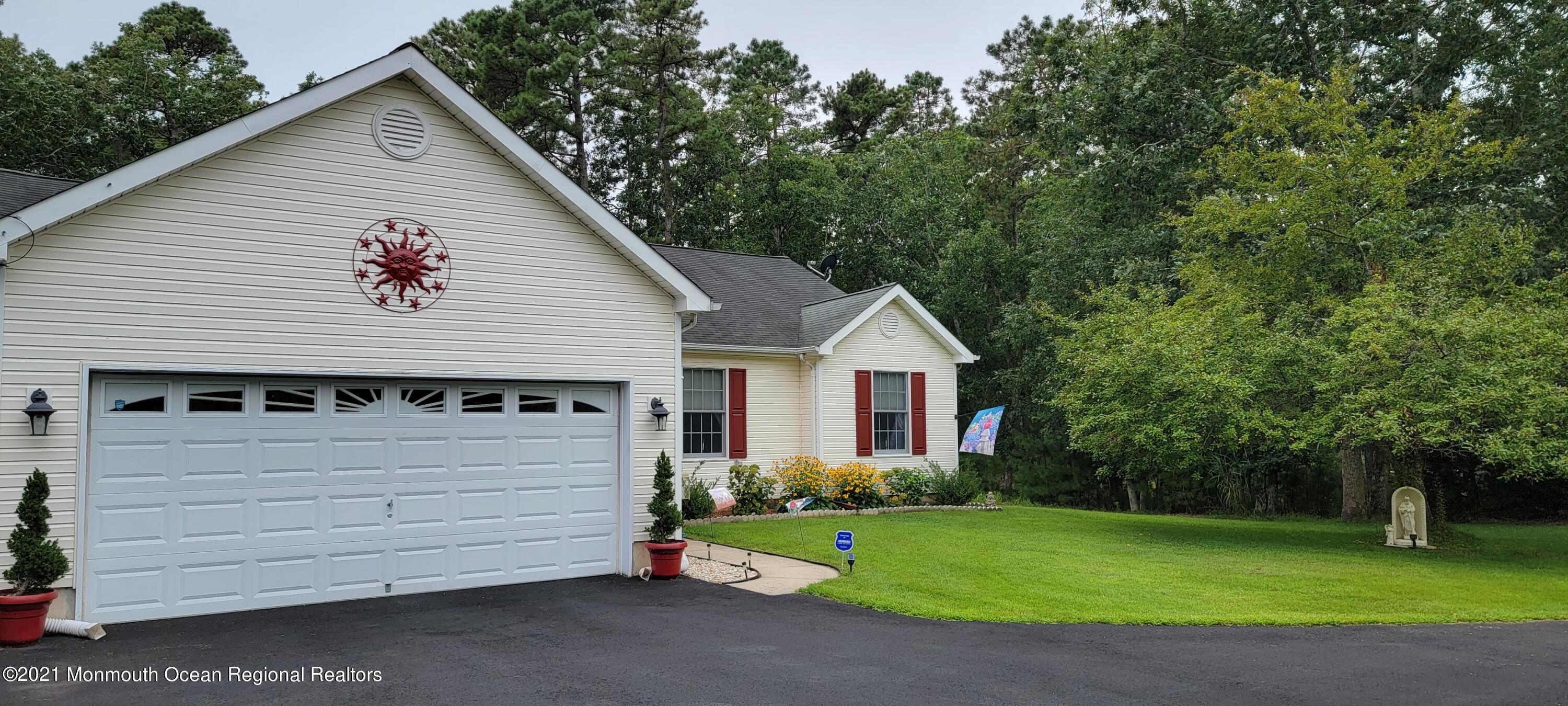 419 Stage Road Little Egg Harbor, NJ 08087 - Photo 15 of 15 two car garage