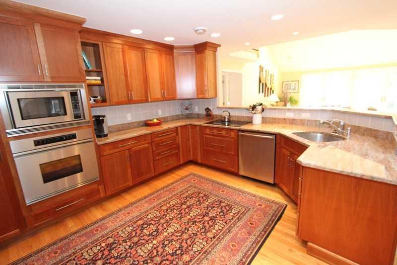 29 Foreside Common Road, Unit 29 Falmouth, ME 04105 - Photo 3 of 35 Kitchen.