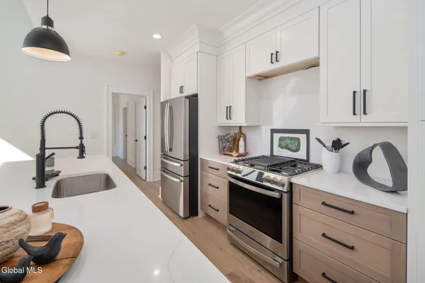 $650,000 | 24 Hill Crest Lane, Unit 5, Lake George, NY 12845