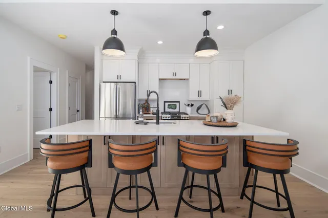 $650,000 | 24 Hill Crest Lane, Unit 5, Lake George, NY 12845