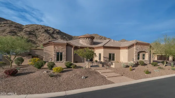 $1,675,000 | 3110 West Glenhaven Drive, Phoenix, AZ 85045