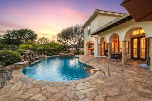 $1,150,000 | 8207 Wild Wind, Garden Ridge, TX 78266