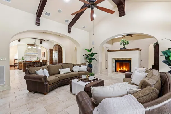 $1,150,000 | 8207 Wild Wind, Garden Ridge, TX 78266