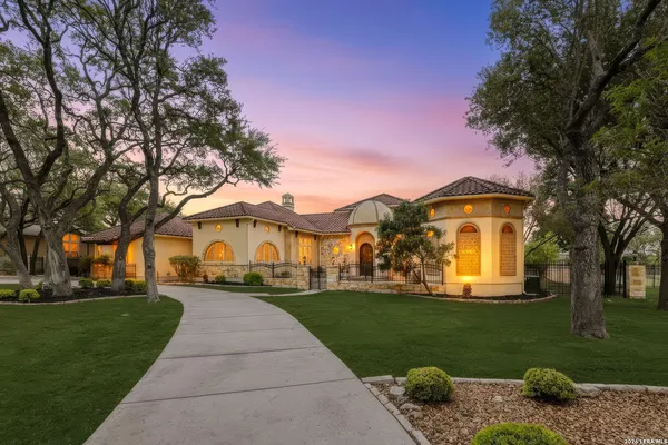 $1,150,000 | 8207 Wild Wind, Garden Ridge, TX 78266