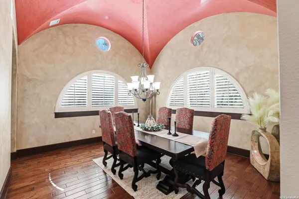 $1,150,000 | 8207 Wild Wind, Garden Ridge, TX 78266