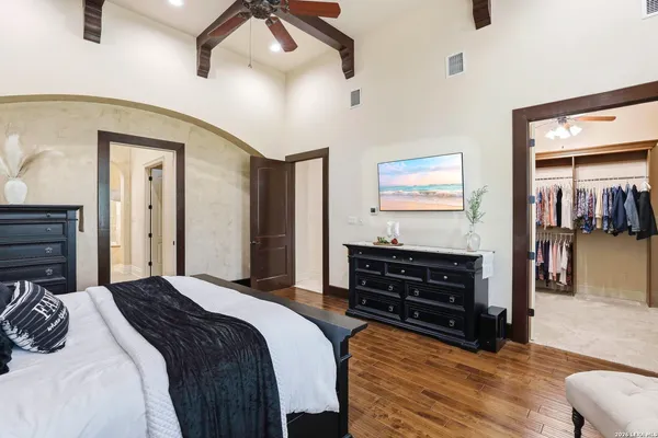 $1,150,000 | 8207 Wild Wind, Garden Ridge, TX 78266