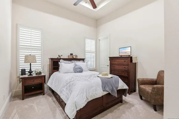 $1,150,000 | 8207 Wild Wind, Garden Ridge, TX 78266