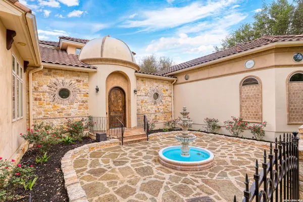 $1,150,000 | 8207 Wild Wind, Garden Ridge, TX 78266