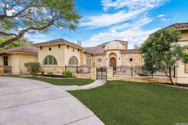 $1,150,000 | 8207 Wild Wind, Garden Ridge, TX 78266