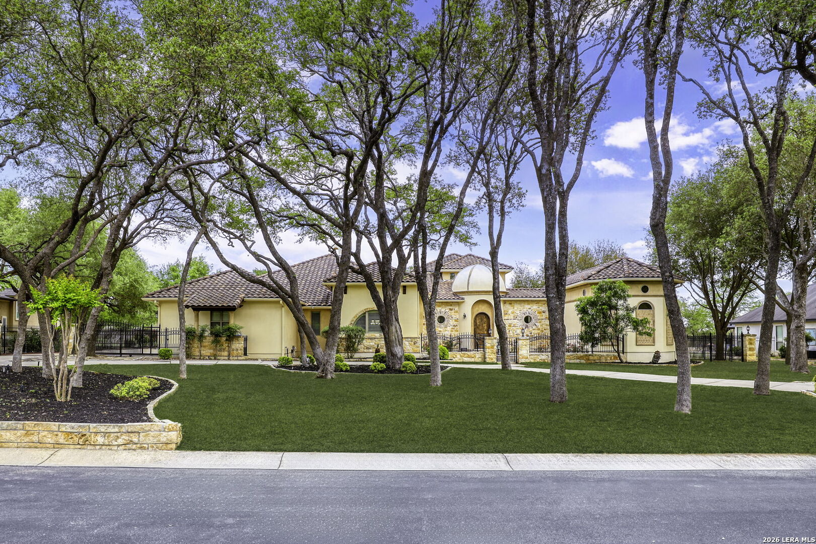 8207 Wild Wind Garden Ridge, TX 78266 - Photo 6 of 55