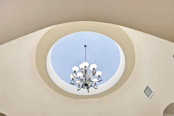 $1,150,000 | 8207 Wild Wind, Garden Ridge, TX 78266