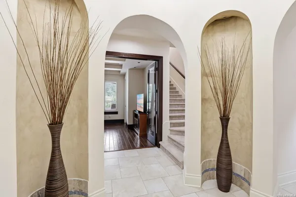 $1,150,000 | 8207 Wild Wind, Garden Ridge, TX 78266