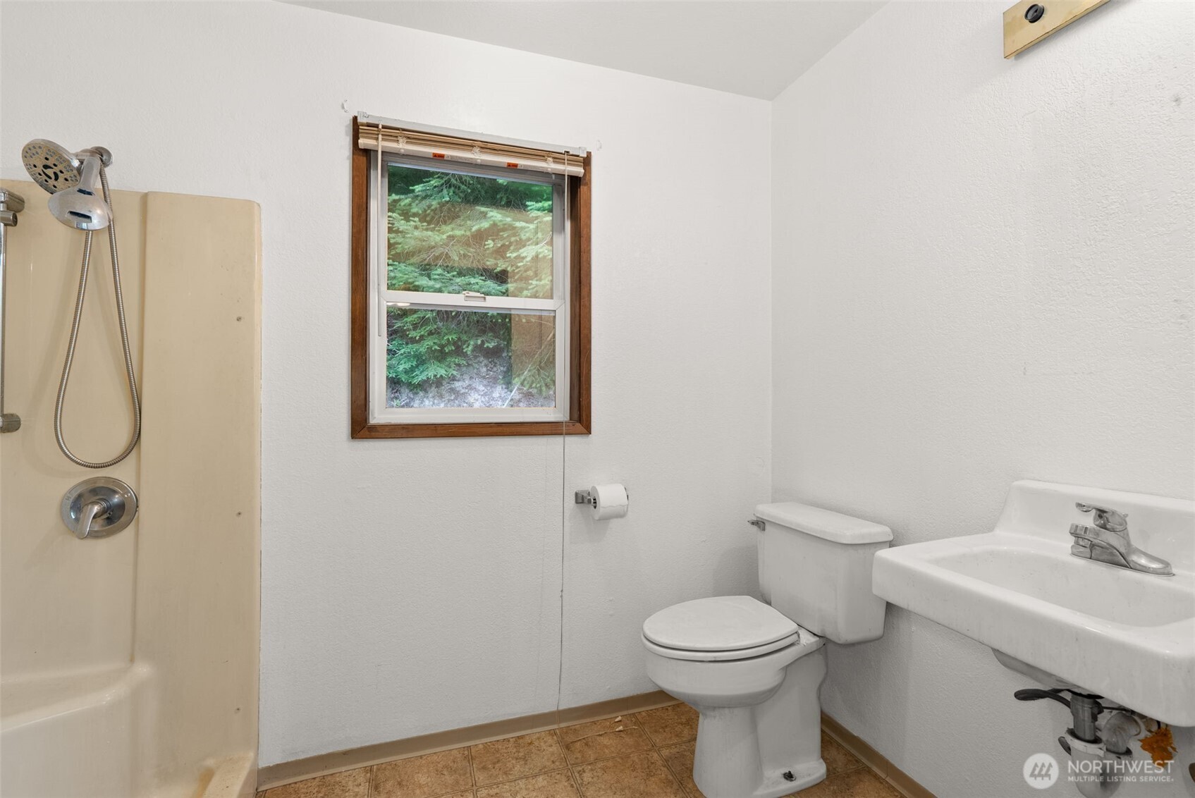 995 Davis Lake Road Morton, WA 98356 - Photo 16 of 28 Gallery Image 16