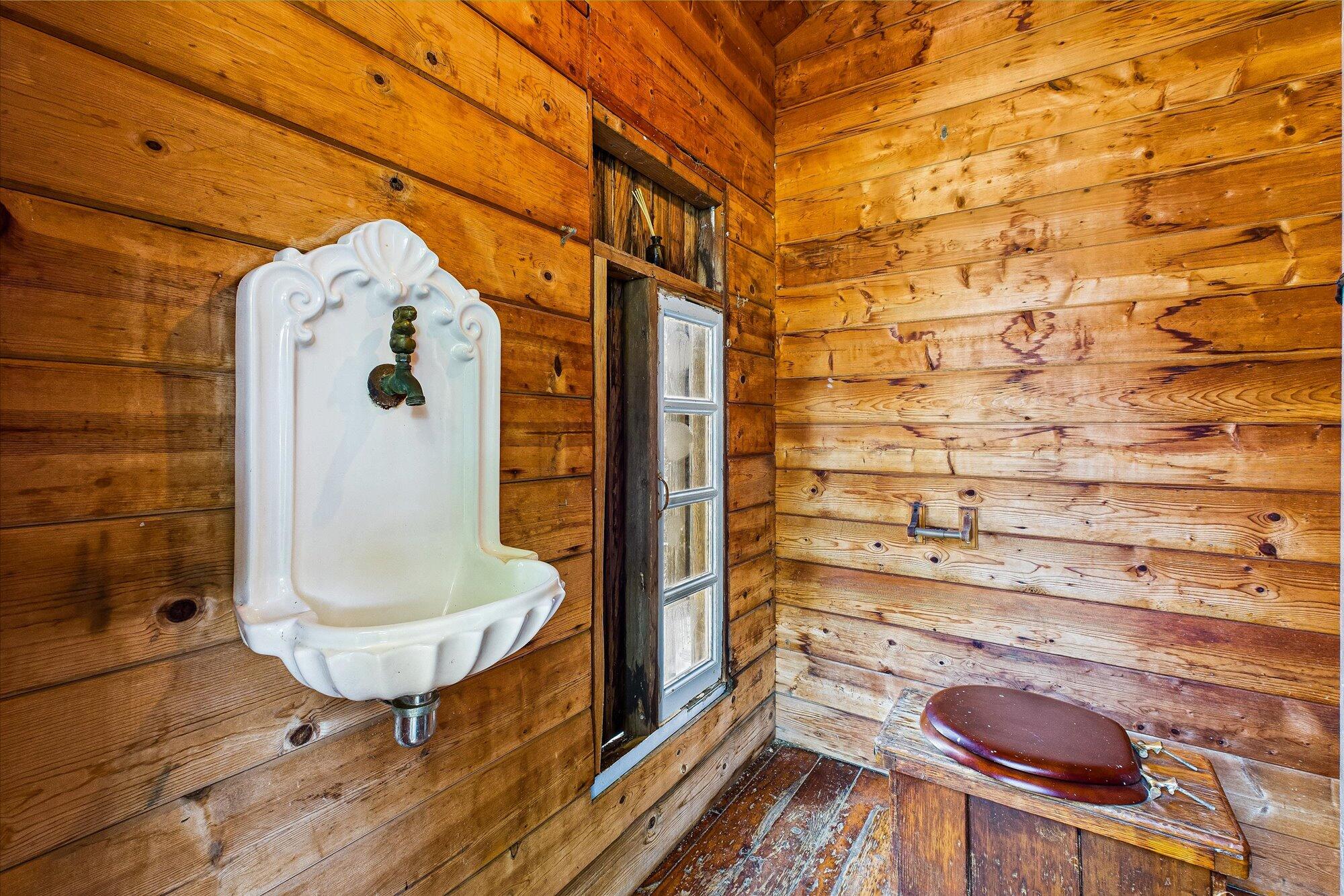 1205 Barry Road Kneeland, CA 95549 - Photo 47 of 73