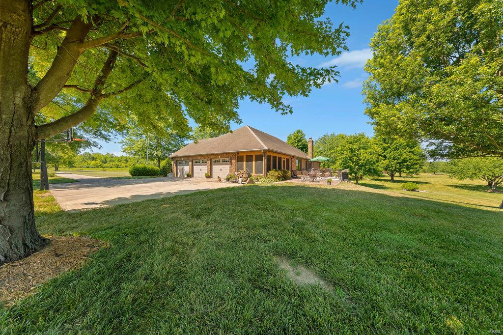 2167 Stemler Road Columbia, IL 62236 - Photo 49 of 57 Gallery Image 49
