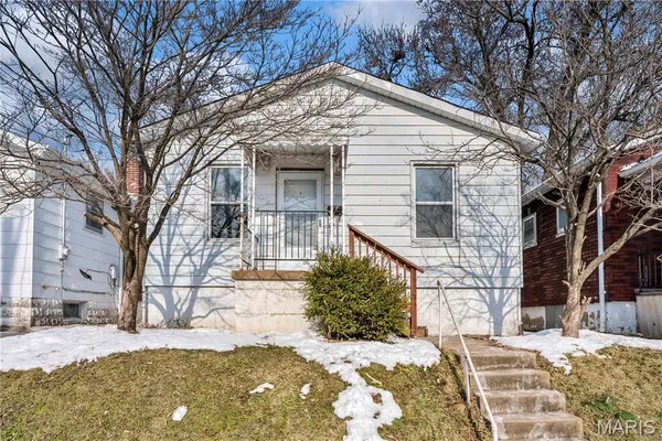 $1,550 | 3915 Schiller Place, St. Louis, MO 63116