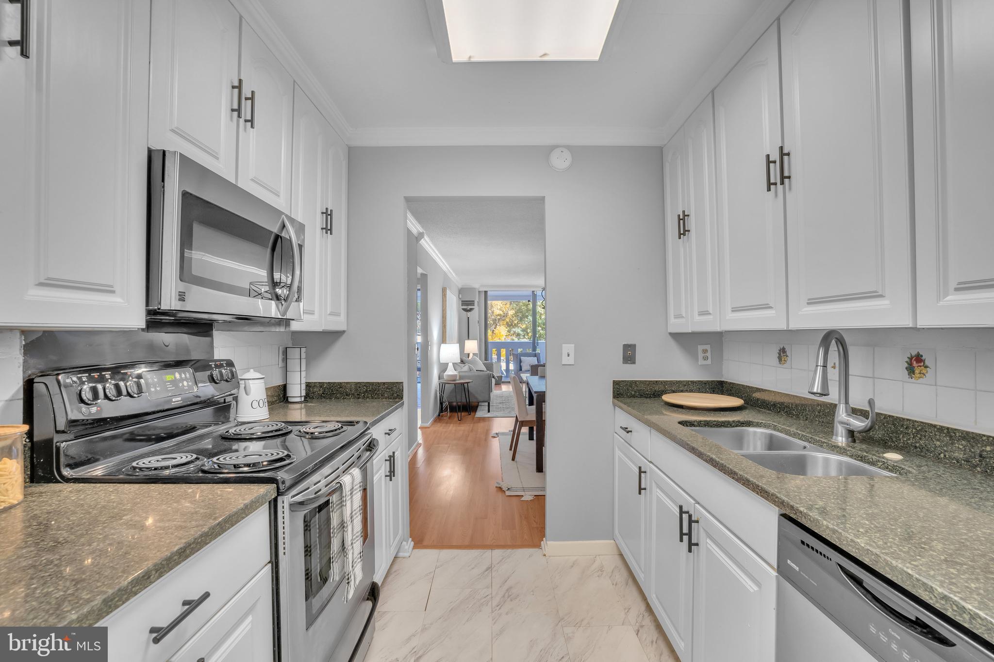 6101 Edsall Road, Unit 305 Alexandria, VA 22304 - Photo 18 of 57 Gallery Image 18
