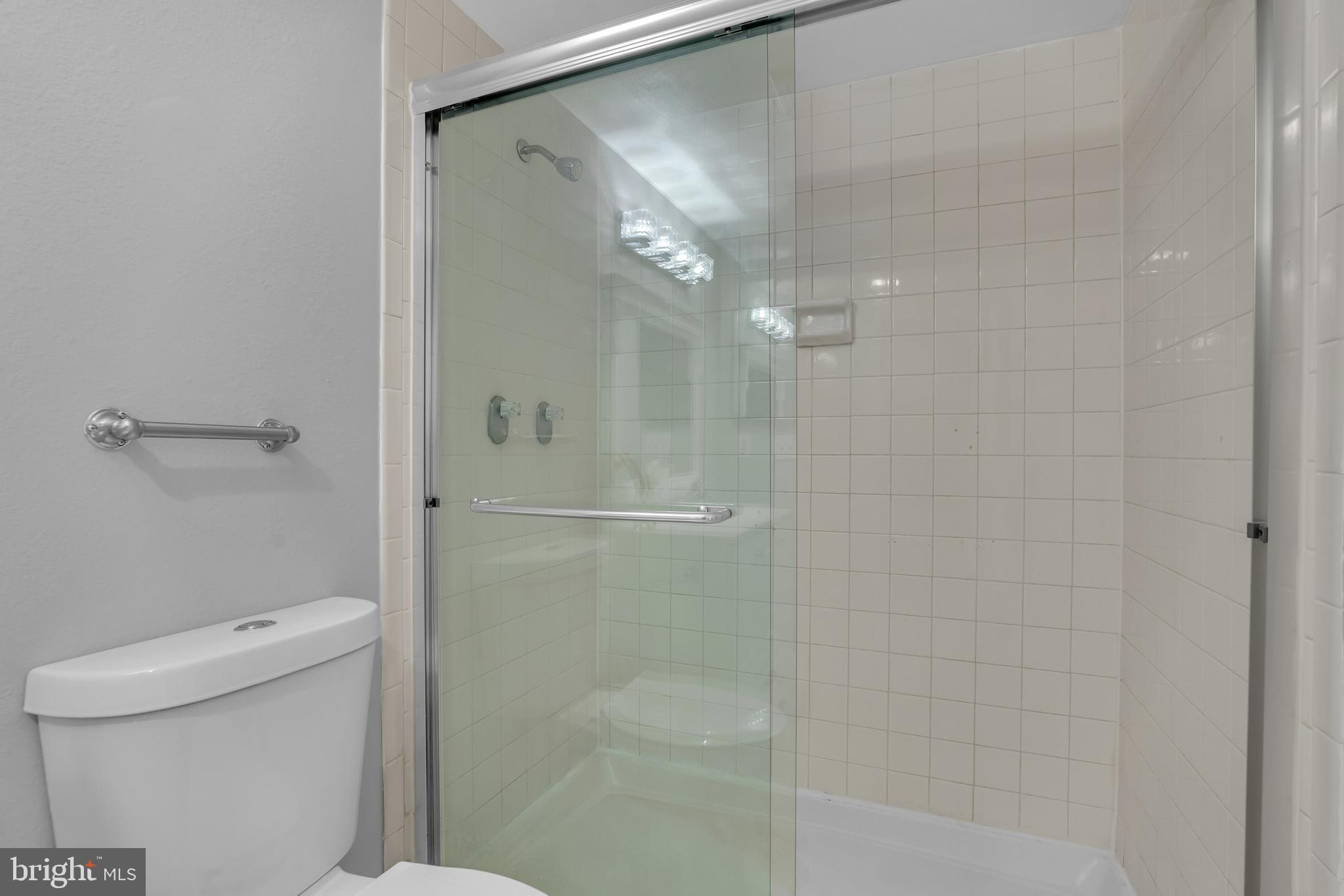 6101 Edsall Road, Unit 305 Alexandria, VA 22304 - Photo 24 of 57 Gallery Image 24