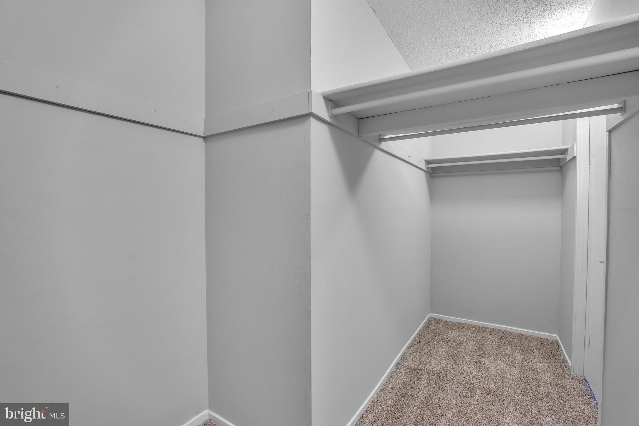 6101 Edsall Road, Unit 305 Alexandria, VA 22304 - Photo 37 of 57 Gallery Image 37