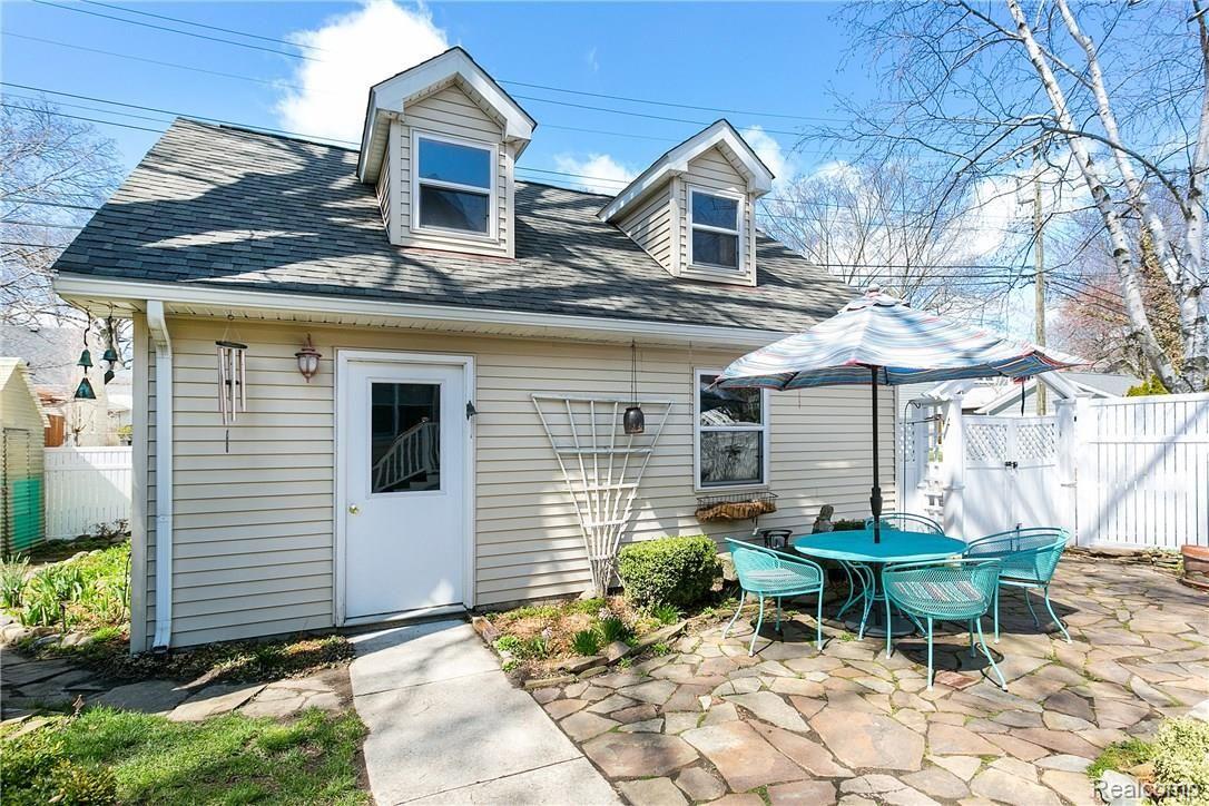 831 Lockwood Road Royal Oak, MI 48067 - Photo 47 of 53 Lockwood-47.jpg