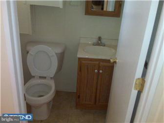 7121 Dungan Road Philadelphia, PA 19111 - Photo 12 of 12 Bathroom