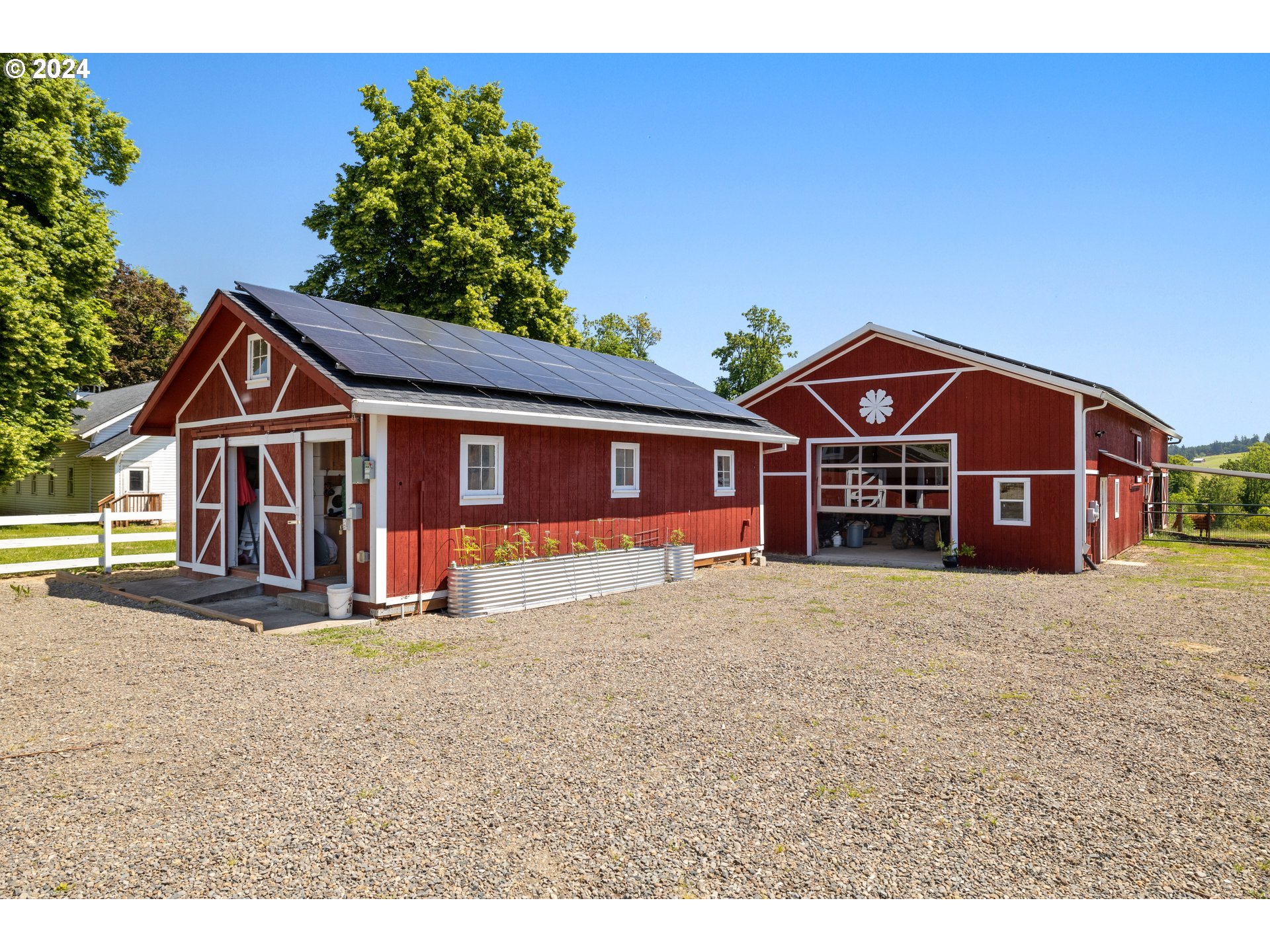 10212 South New Era Road Canby, OR 97013 - Photo 35 of 47 Barn