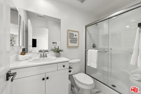 $749,000 | 22157 Barrington Way, Saugus, CA 91350