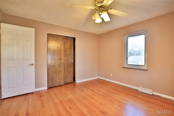 $249,500 | 21 Midway Avenue, Cottage Hills, IL 62018