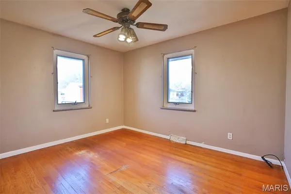 $249,500 | 21 Midway Avenue, Cottage Hills, IL 62018