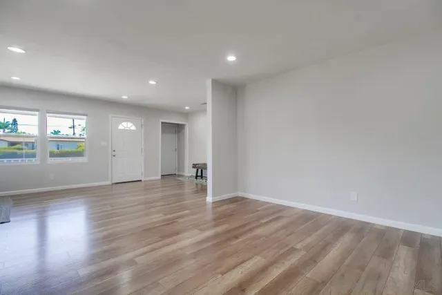 $1,129,900 | 3484 Armstrong Street, San Diego, CA 92111