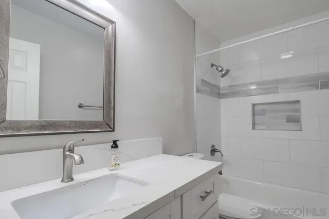 $1,129,900 | 3484 Armstrong Street, San Diego, CA 92111