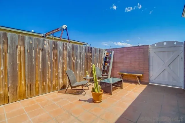 $1,129,900 | 3484 Armstrong Street, San Diego, CA 92111