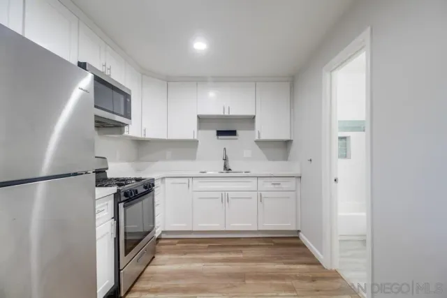 $1,129,900 | 3484 Armstrong Street, San Diego, CA 92111