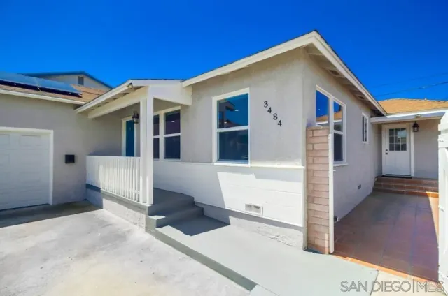 $1,129,900 | 3484 Armstrong Street, San Diego, CA 92111