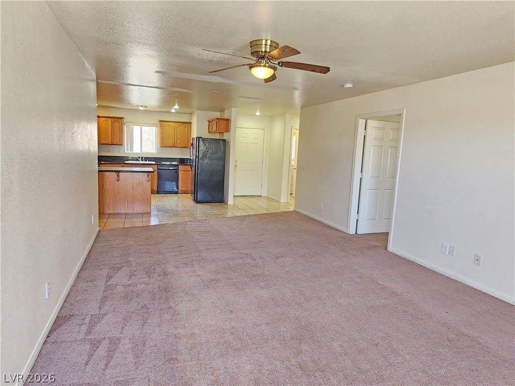 1971 Teepee Road, Unit 4 Pahrump, NV 89048 - Photo 4 of 34