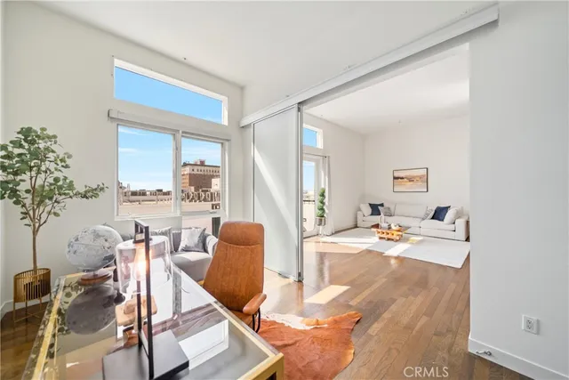 $5,000 | 1234 Wilshire Boulevard, Unit 612, Los Angeles, CA 90017