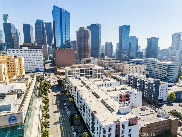 $5,000 | 1234 Wilshire Boulevard, Unit 612, Los Angeles, CA 90017