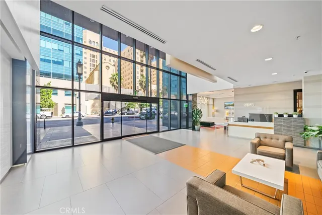 $5,000 | 1234 Wilshire Boulevard, Unit 612, Los Angeles, CA 90017