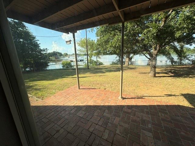 311 Shore Loop Bellevue, TX 76228 - Photo 5 of 15 Gallery Image 5