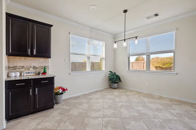 $310,000 | 3070 Persimmon Valley Lane, Dickinson, TX 77539