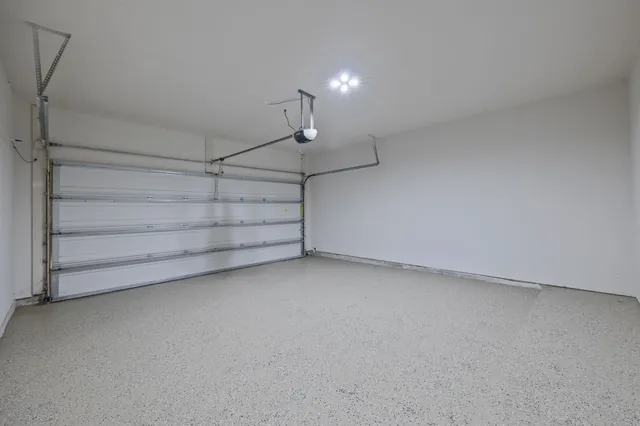 $310,000 | 3070 Persimmon Valley Lane, Dickinson, TX 77539