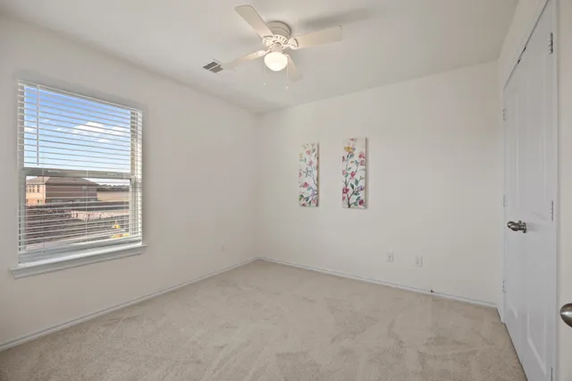 $310,000 | 3070 Persimmon Valley Lane, Dickinson, TX 77539