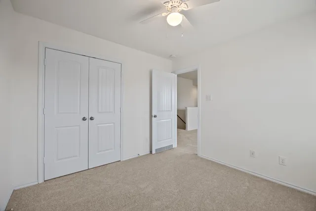 $310,000 | 3070 Persimmon Valley Lane, Dickinson, TX 77539