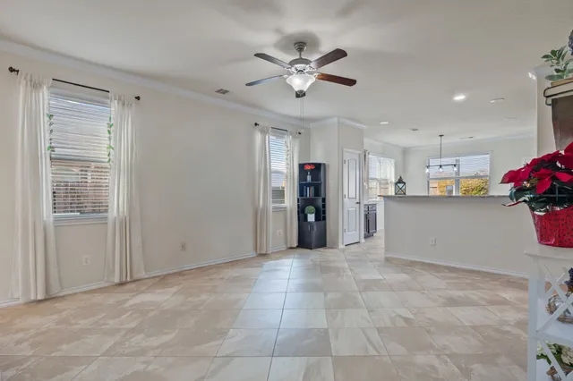 $310,000 | 3070 Persimmon Valley Lane, Dickinson, TX 77539