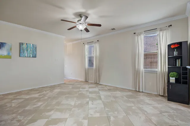 $310,000 | 3070 Persimmon Valley Lane, Dickinson, TX 77539