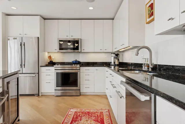 $1,149,000 | 45 University Avenue Southeast, Unit 904, Minneapolis, MN 55414