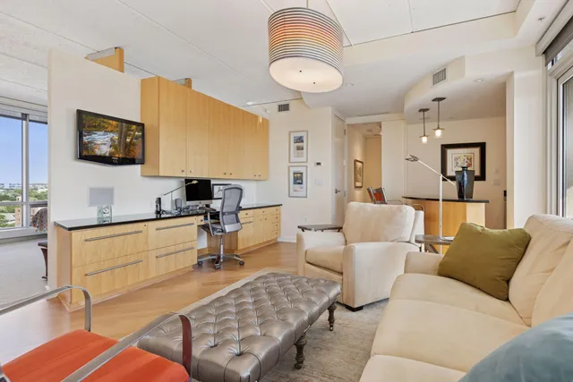 $1,149,000 | 45 University Avenue Southeast, Unit 904, Minneapolis, MN 55414