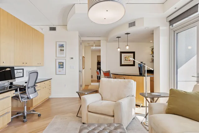 $1,149,000 | 45 University Avenue Southeast, Unit 904, Minneapolis, MN 55414