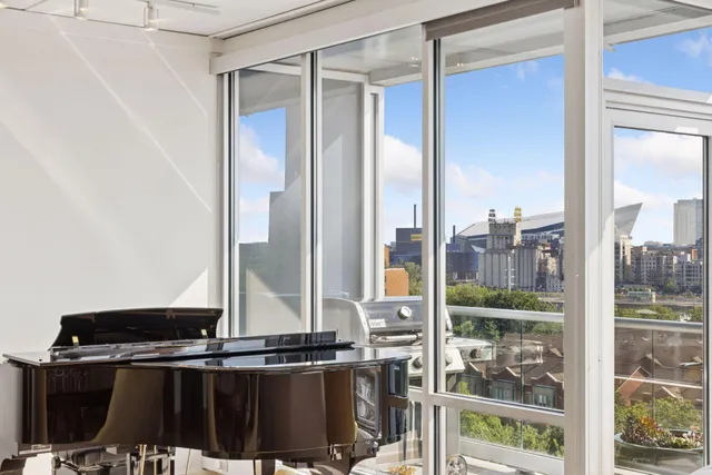 $1,149,000 | 45 University Avenue Southeast, Unit 904, Minneapolis, MN 55414